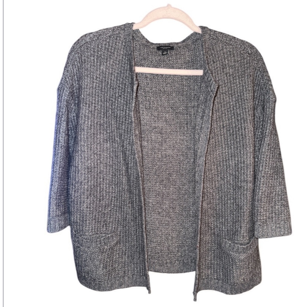 Ann Taylor Small Sweater Open-Front Cardigan 3/4 Sleeve Merino Wool Blend
Gray‎